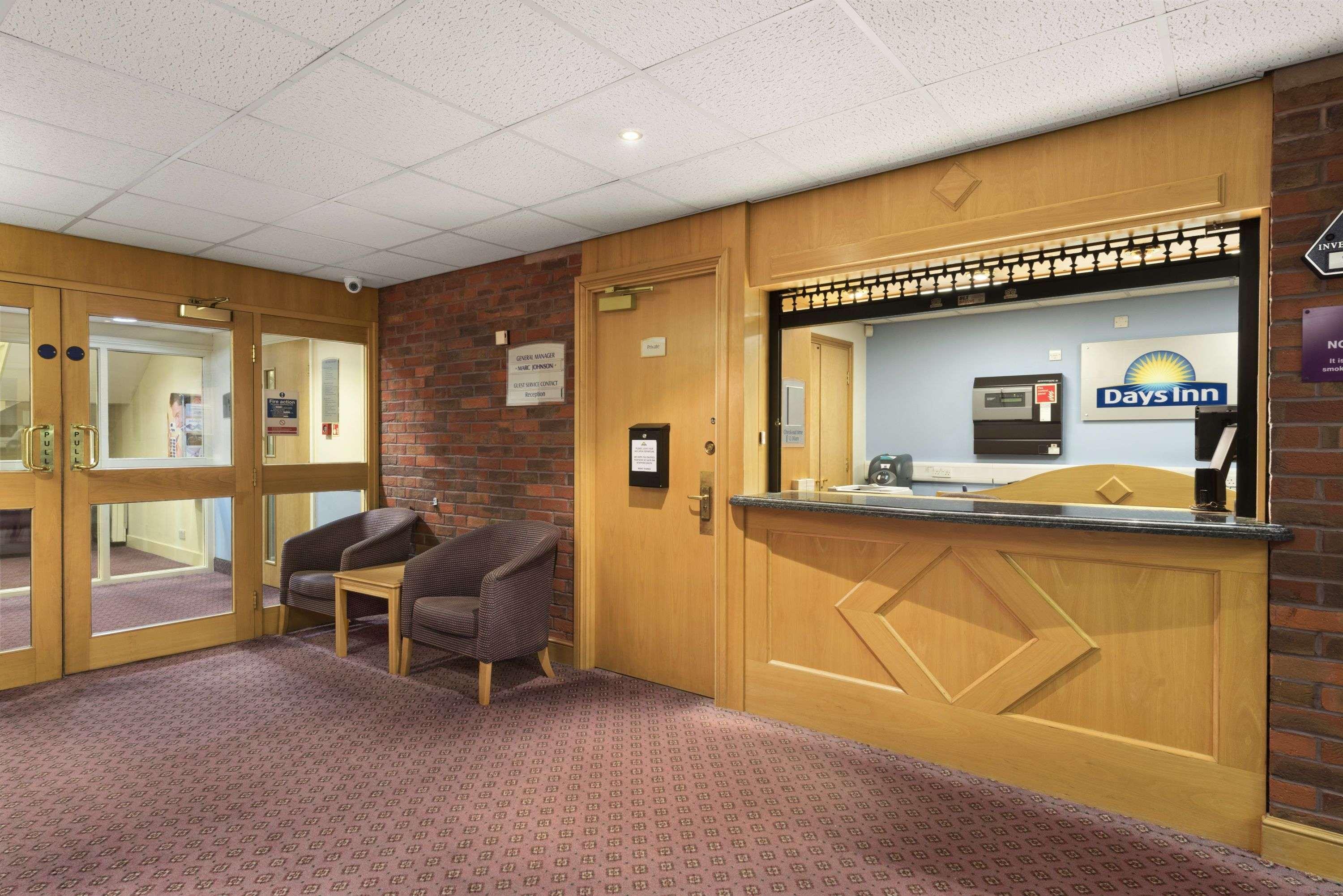 Days Inn Stafford Extérieur photo